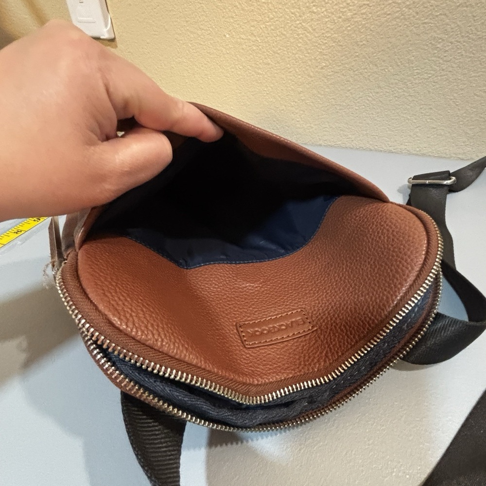 Bugatti Horizon 2 Blackbook Leather Crossbody Bag In Cognac Adjustable Straps - Picture 13 of 16